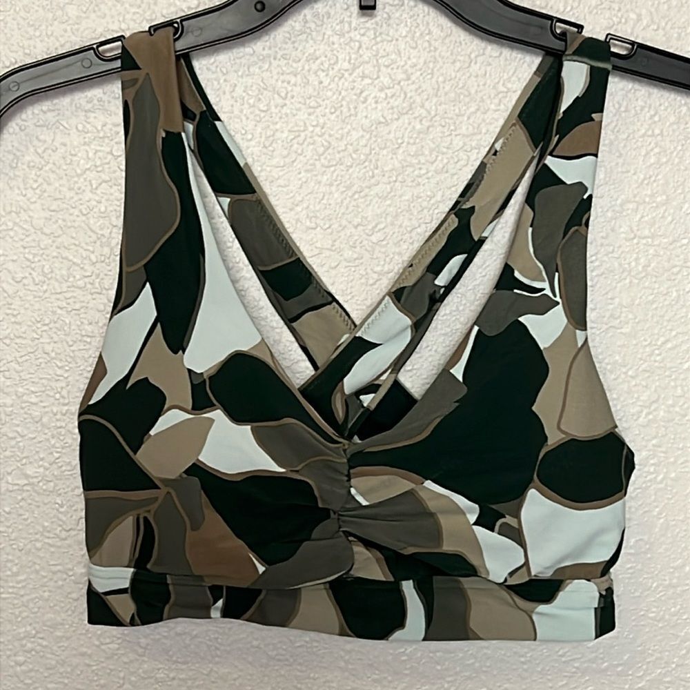 Aerie Real Me Ruched Camo Bra Size Medium